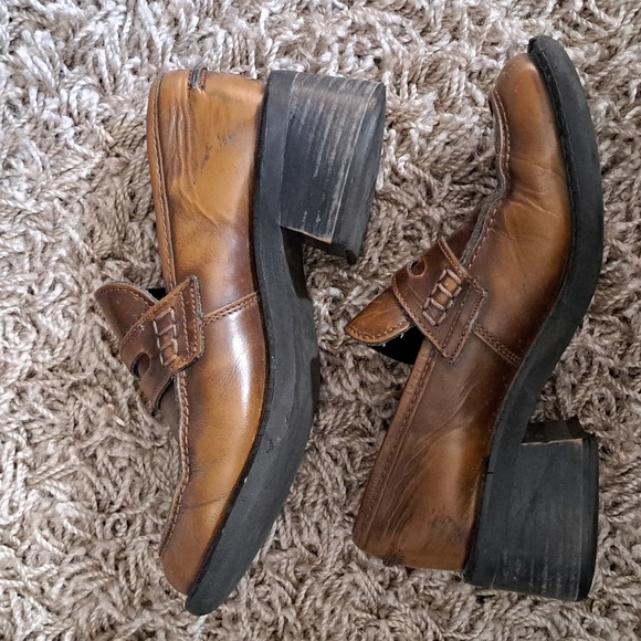 ❤️4/$20 Kf Ltd Brown Loafers - Picture 6 of 9